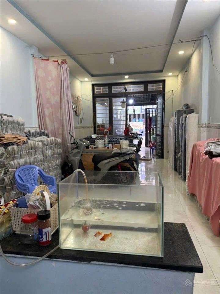 Mt nội bộ dt 4x20,5m, dọc kênh tham lương, giá nhỉnh 5 tỷ