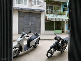 Nhà ra đầm sen 5p, dt 4,3x14m, chỉ hơn 5 tỷ (tl), 3 tầng, hẻm trước nhà 6m