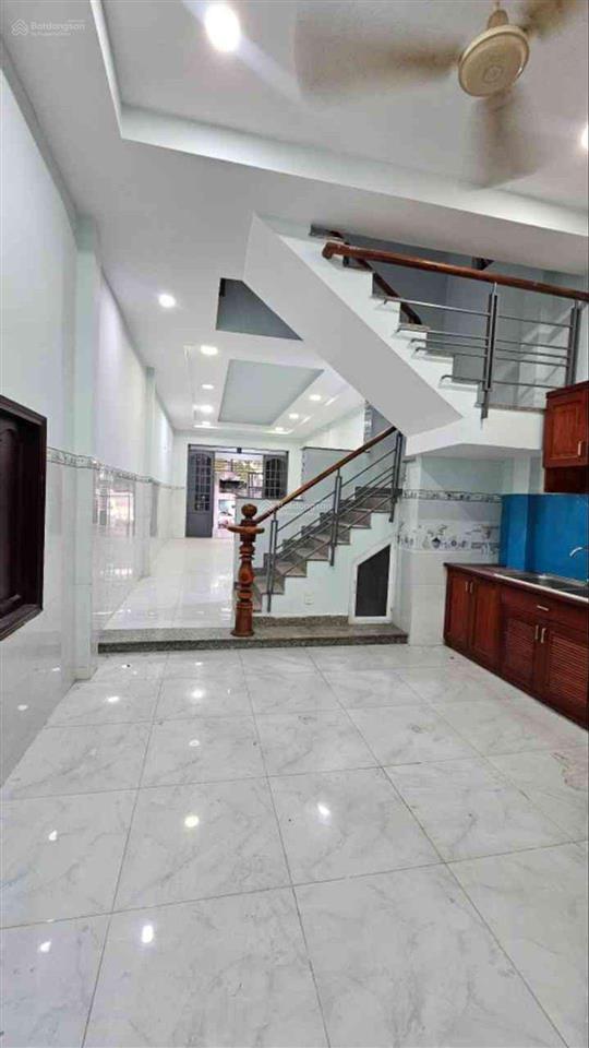 Nhà 4,5x21m, lê trọng tấn, kênh tham lương, 2 tầng kiên cố, hẻm trước nhà 5m
