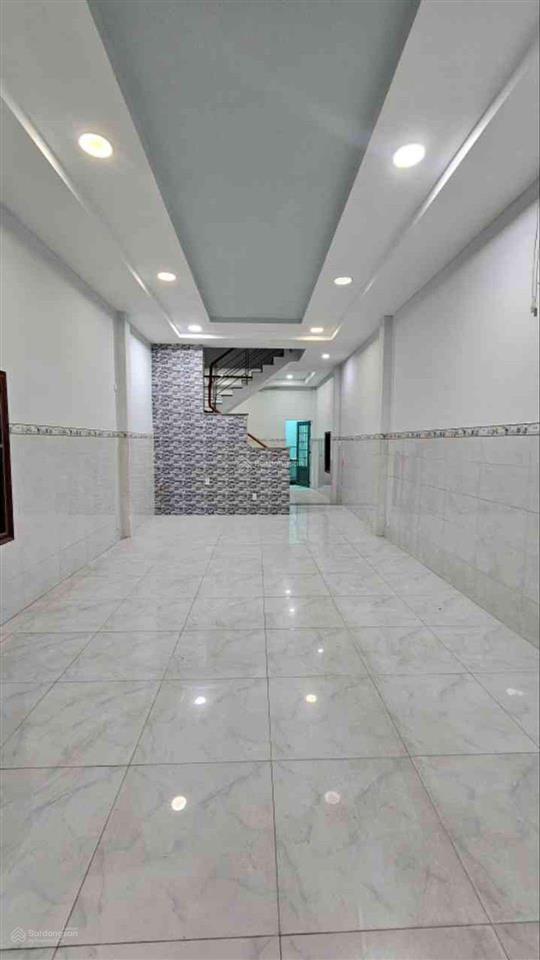 Nhà 4,5x21m, lê trọng tấn, kênh tham lương, 2 tầng kiên cố, hẻm trước nhà 5m