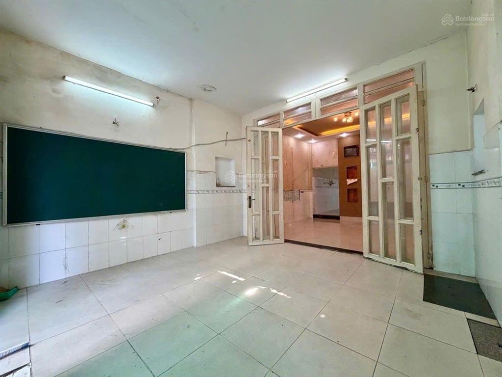 Nhà 4,4x15m, hẻm 6m nguyễn xuân khoát, tân phú, giá nhỉnh 6 tỷ, sát lũy bích, giáp tân bình