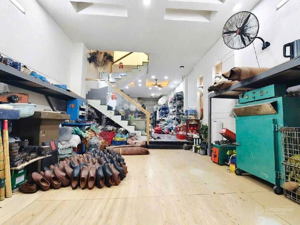 Chủ giảm mạnh 1,4 tỷ còn 7,9 tỷ hxh tân kỳ tân quý, bình tân 100m, ngang 5m, nhà 3 tầng, 4pn