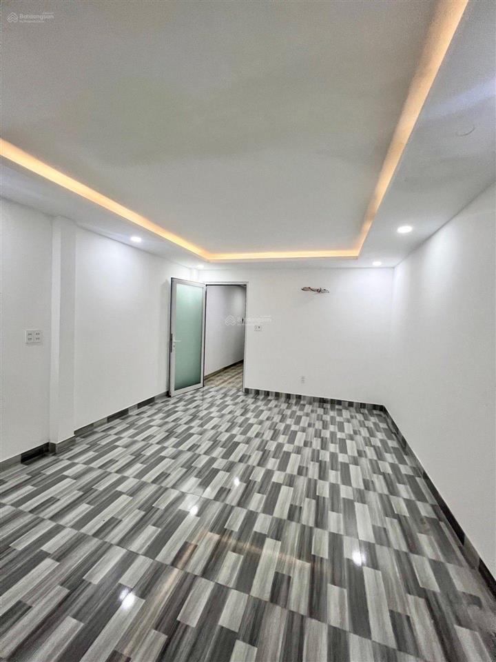 Nhà 4 tầng, cách aeon tân phú 100m, dt 4x14m, giá nhỉnh 5 tỷ