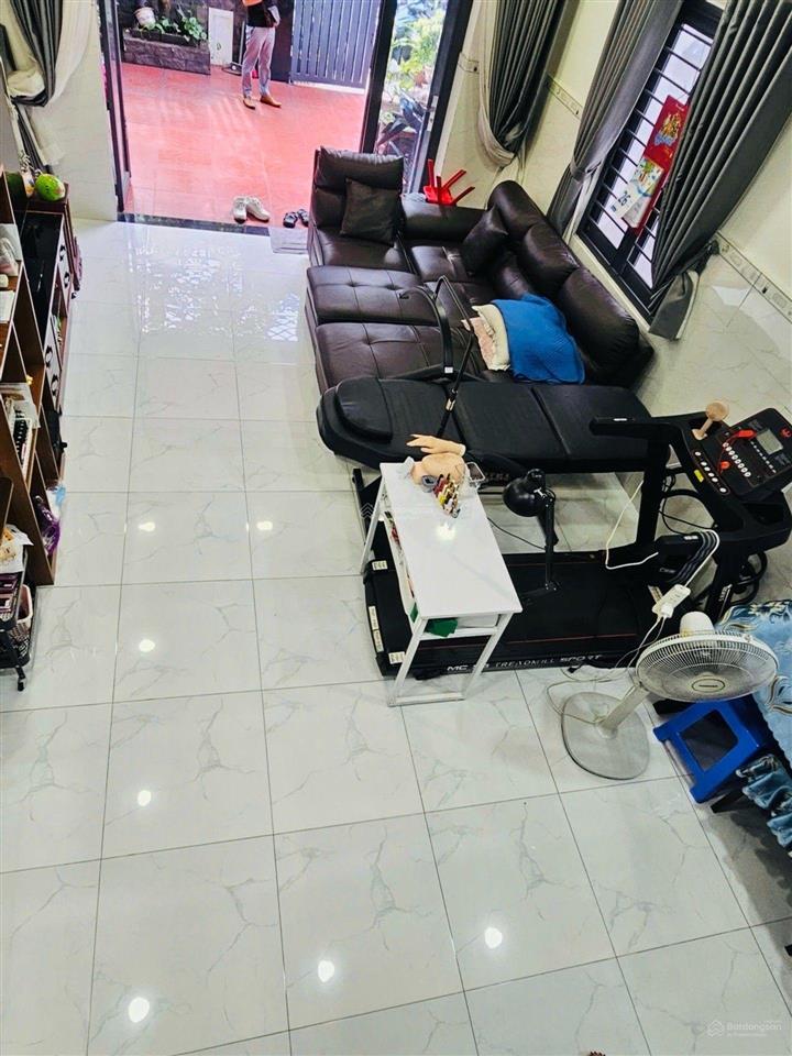Nhà 5,4x15, giá chỉ nhỉnh 6 tỷ, ngay tân sơn nhì âu cơ, tân phú, hẻm xe hơi