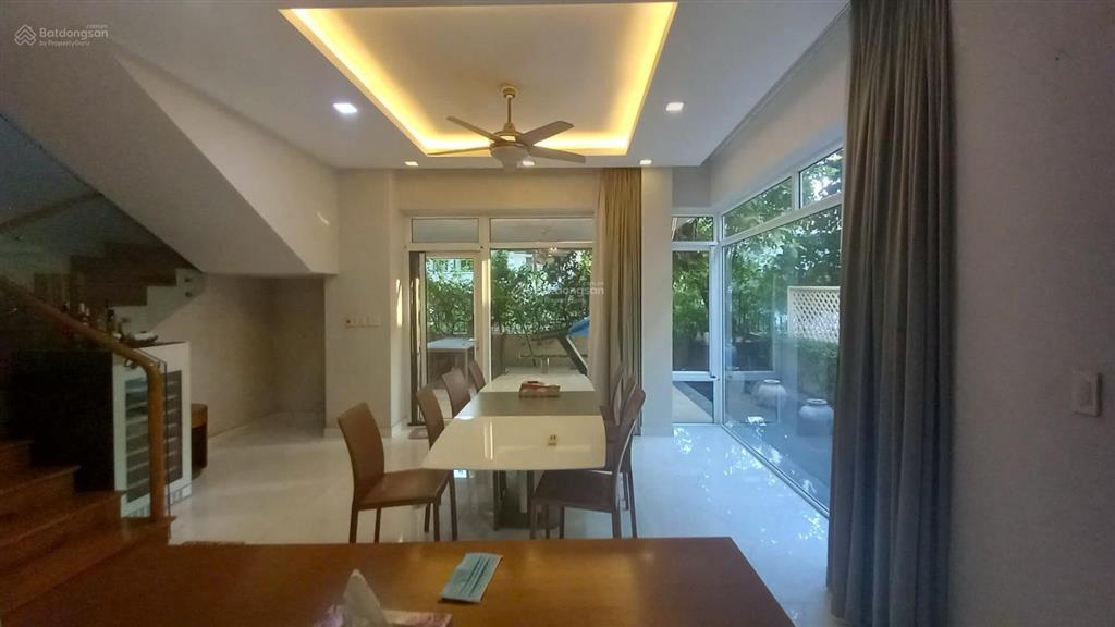 Cho thuê gấp biệt thự đơn lập phú gia, phú mỹ hưng, quận 7