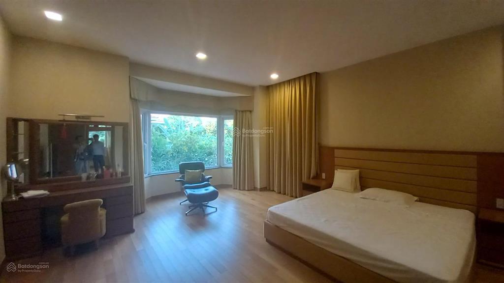 Cho thuê biệt thự phú gia, phú mỹ hưng, quận 7