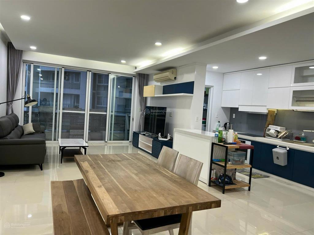 Cho thuê gấp căn hộ cảnh viên 3, 118m2, phú mỹ hưng, quận 7