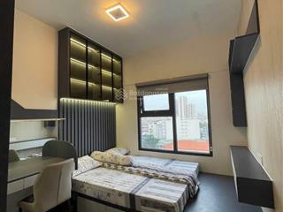 Bán căn hộ chung cư hoàng kim thế gia, 2,8 tỷ, 66m2, 2pn + 2wc,  0901 797 *** vân anh