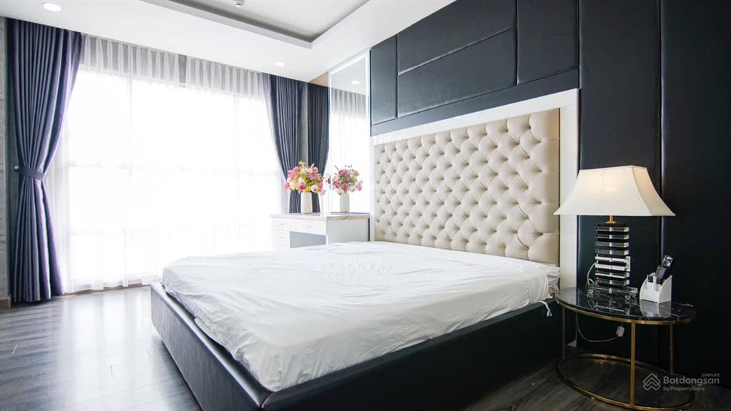 Cần bán căn hộ valeo đầm sen, 4,55 tỷ, 80m2, 2pn + 2wc, sổ hồng sở hữu.  0901 797 *** vân anh