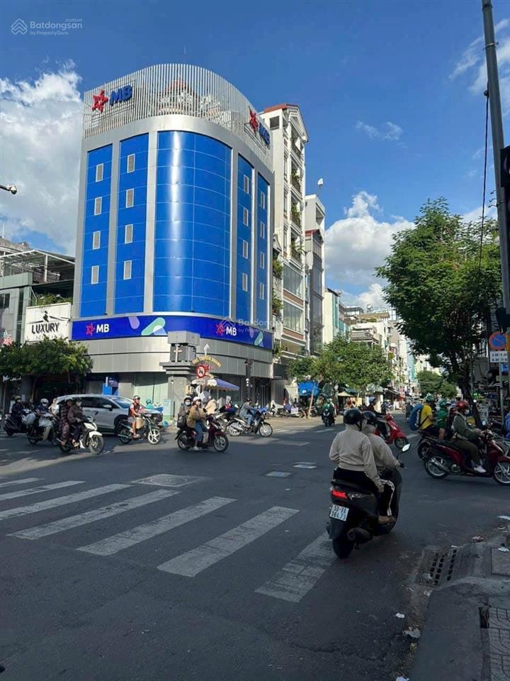 Bán nhà mt góc điện biên phủ, p. đa kao, q. 1  21x20m  cn 398.2m2  ct h + 8 tầng  80 tỷ tl