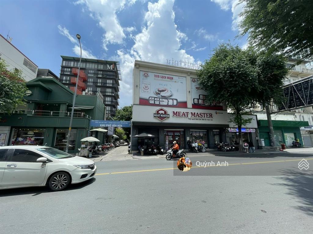 Thương hiệu ! mặt tiền góc nguyễn chí thanh q.10  11x29m cn 250m2  3 tầng  200 triệu/th  75 tỷ