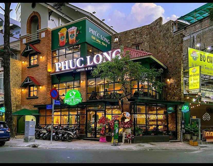 Siêu phẩm ! góc 2 mặt tiền cách mạng tháng tám q.3  dt 8x16m  3 tầng  hđt 145 triệu  40 tỷ