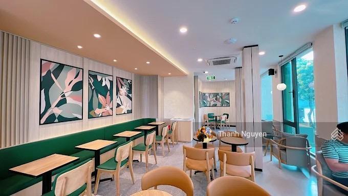 Góc 2mt thương hiệu trần hưng đạo  8x18m  5 tầng  phúc long thuê 200 triệu/tháng  giá 60 tỷ
