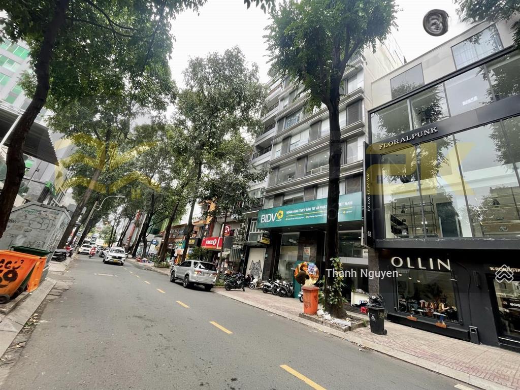 Tòa nhà góc 2mt phạm ngọc thạch, quận 3  10x15m  5 tầng  hđt 250 triệu/tháng  giá 60 tỷ