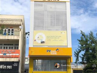 Bán tòa nhà mt lạc long quân  dt 7x15m  kc 6 tầng  ngân hàng thuê 76 triệu/tháng  26.8 tỷ