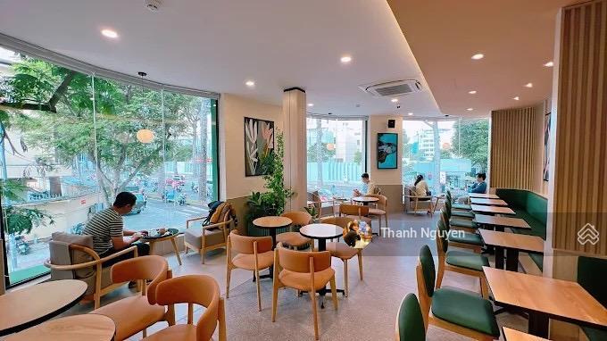Góc 2mt thương hiệu trần hưng đạo  8x18m  5 tầng  phúc long thuê 200 triệu/tháng  giá 60 tỷ