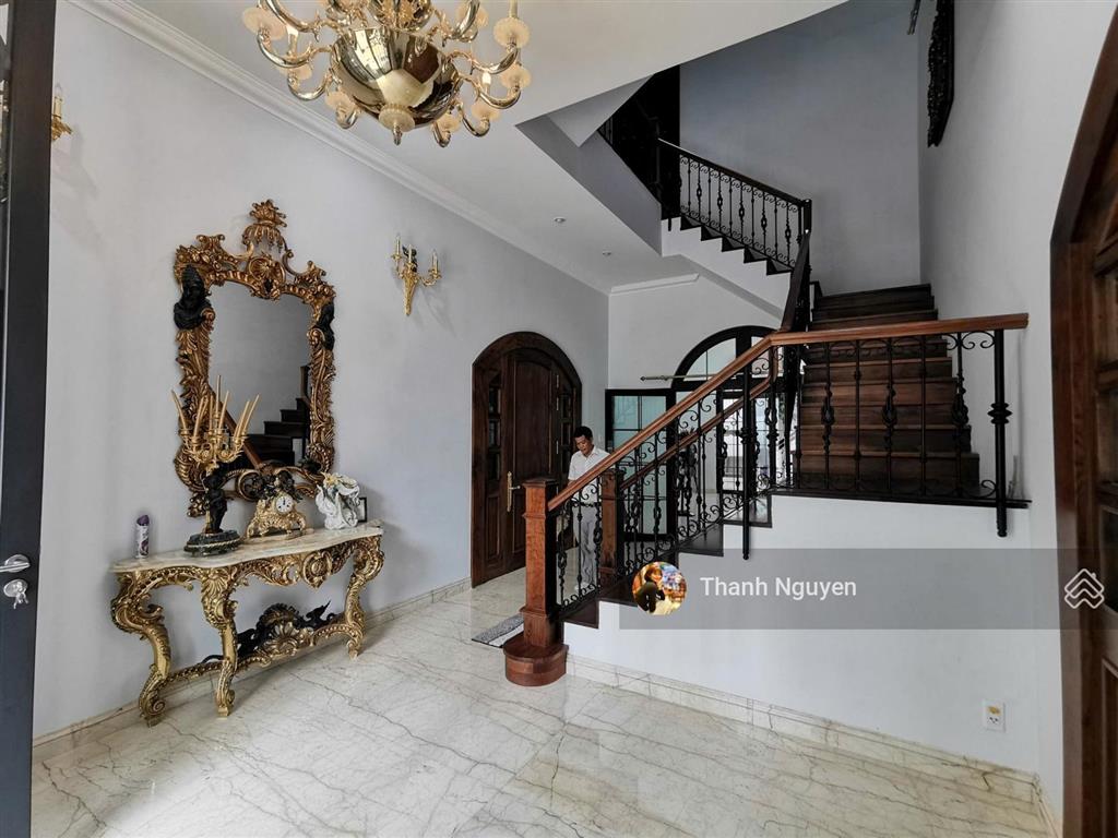 Giảm 10 tỷ! biệt thự đường số 42 thảo điền  dt 17x30m cn 492,6m2  trệt 2 lầu  nhà đẹp vào ở ngay