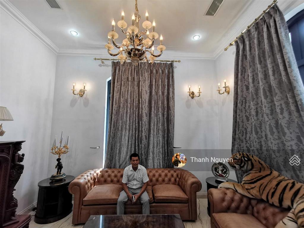 Giảm 10 tỷ! biệt thự đường số 42 thảo điền  dt 17x30m cn 492,6m2  trệt 2 lầu  nhà đẹp vào ở ngay