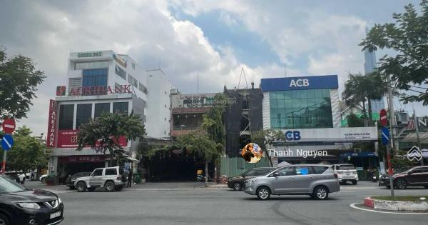 Bán nhà góc 2 mt trần não quận 2  8x26m cn 200m²  4 tầng  giá 40 tỷ giảm còn 35 tỷ