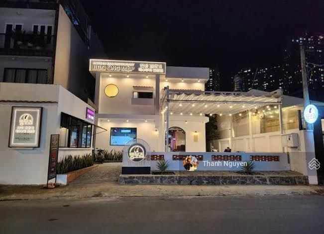 Bán nhà góc 2 mt trần não quận 2  8x26m cn 200m²  4 tầng  giá 40 tỷ giảm còn 35 tỷ