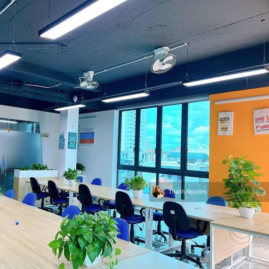 Bán tòa nhà mt phổ quang, tân bình  dt 8x28m  hầm 8 tầng  hđ 250 triệu/tháng  chỉ 60 tỷ