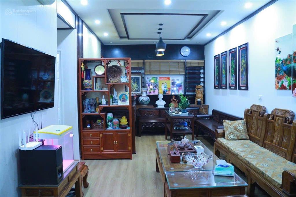 Bán căn hộ ct2 chung cư viện 103  82.5m  2pn 2vs  sổ đỏ chính chủ.  0986 186 ***