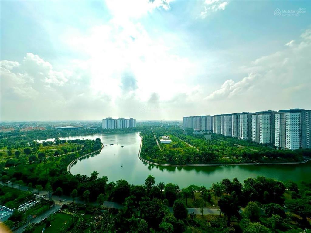 Bán gấp biệt thự b2.2, hướng nam, 270m2 vị kinh doanh siêu đỉnh chỉ có 1 căn duy nhất