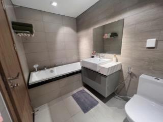 Cho thuê chcc tại hado centrosa garden, 3pn, 2wc, ntdd, 28tr/tháng anh trúc 0932 742 ***