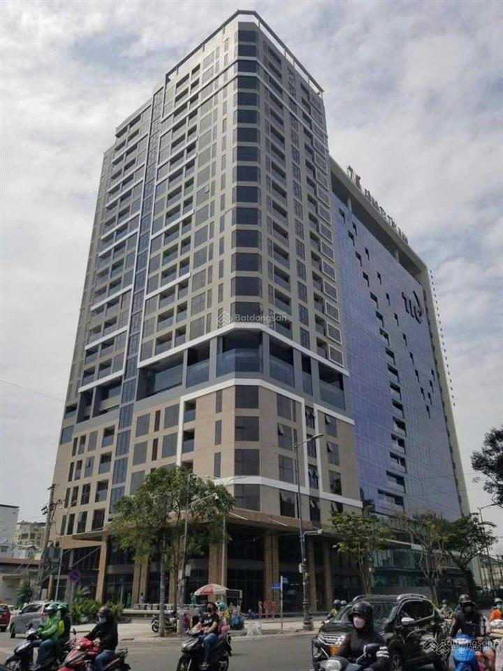 Bán căn hộ ngay trung tâm tân bình  gần sân bay, 100m², 3pn, căn góc, view cv 0932 742 ***