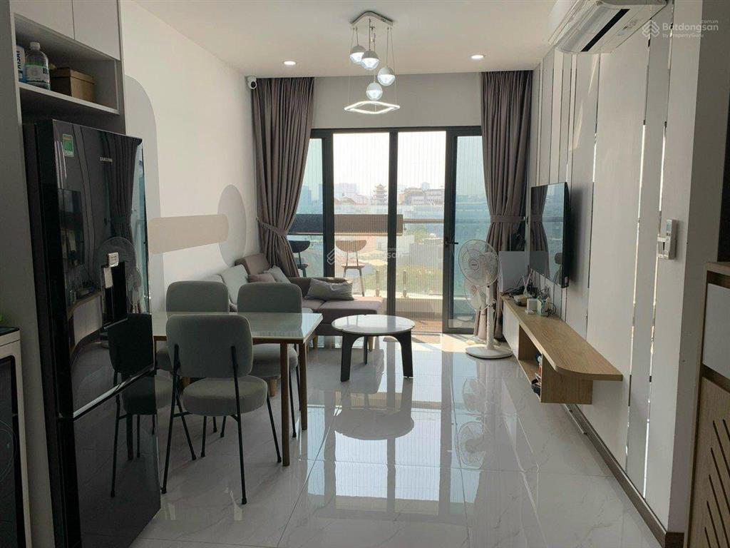 Bán căn hộ cao cấp  sổ hồng khu vực tân phú  res green tower, thoại ngọc hầu, 2pn, 4.2 tỷ