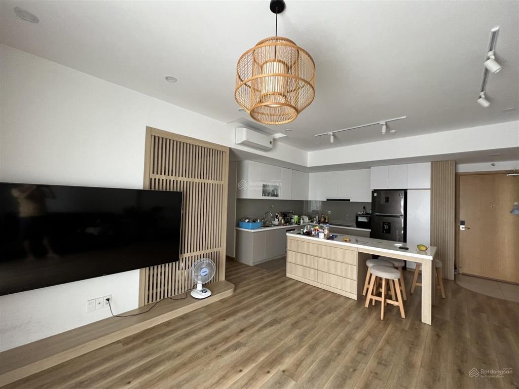 Căn hộ tại screc tower, đường trường sa, 90m2, 3pn, ntdd 15tr/tháng.  trúc 0932 742 ***