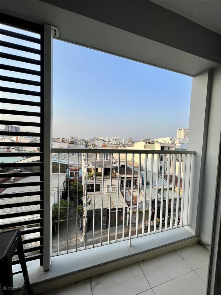 Căn hộ tại screc tower, đường trường sa, 90m2, 3pn, ntdd 15tr/tháng.  trúc 0932 742 ***