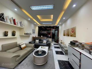 Mặt phố bạch mai  7 tầng thang máy  gara ô tô  dòng tiền hấp dẫn  sổ vuông.