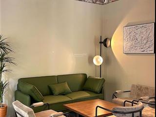 Mặt phố trích sài, võng thị  mặt tiền khủng 12m  3 mặt thoáng  vỉa hè 5m  sổ vuông đét.