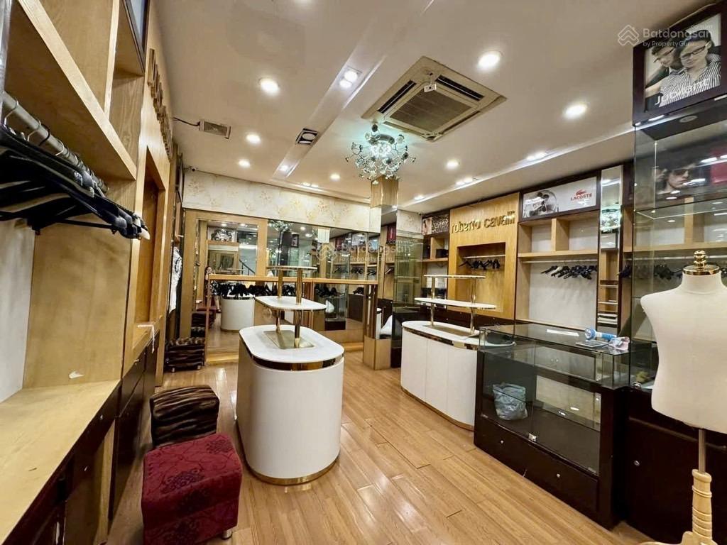 Giảm sốc 6 tỷ  mặt phố tây sơn  mặt tiền quyền lực 6m  sổ vuông vắn.