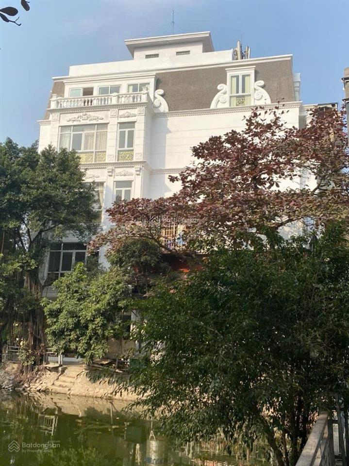 Mặt phố thanh xuân  view hồ cực đỉnh  3 mặt tiền  sổ vuông vắn
