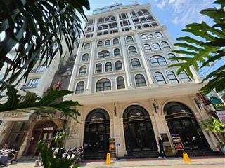 Mặt phố cổ hồ gươm  view ôm trọn bờ hồ  khách sạn 15 tầng  mặt tiền quyền lực 18m  sổ vuông