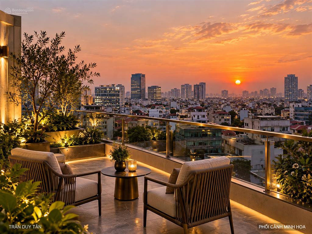 Mặt phố duy tân, cầu giấy mặt tiền 5 m  vỉa hè đá bóng  sổ vuông đét