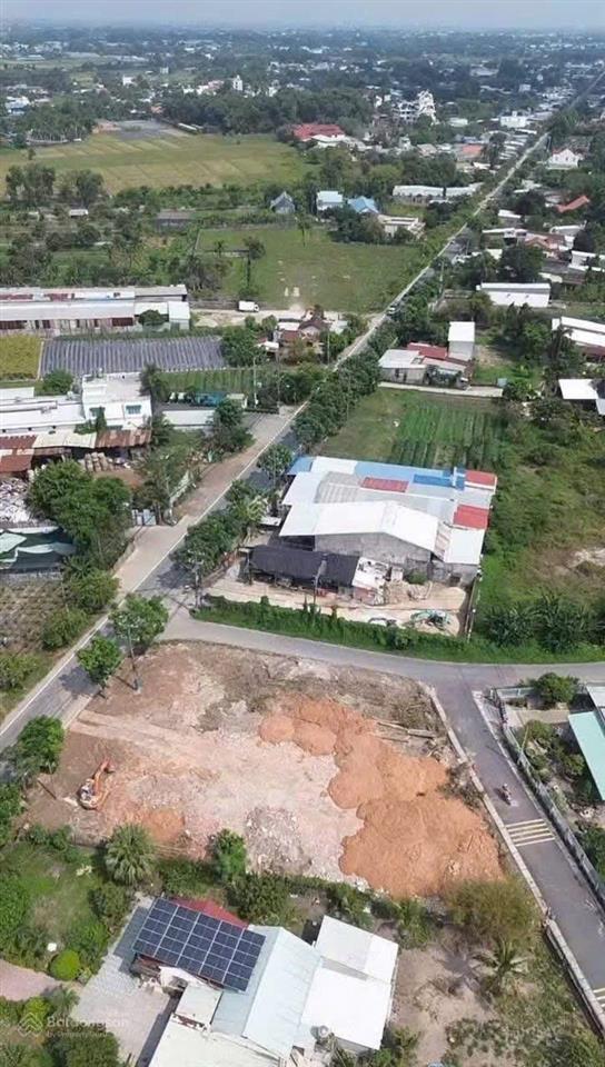 Duy nhất 1 lô giá chỉ 2 tỷ  block mặt tiền tỉnh lộ 2