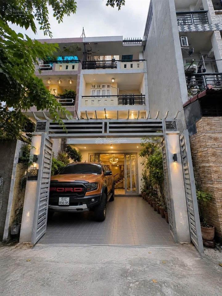 Chỉ còn 8 tỷ 7, tl  nhà gò vấp 5 tầng 116.7m2 hẻm xe tải vào nhà