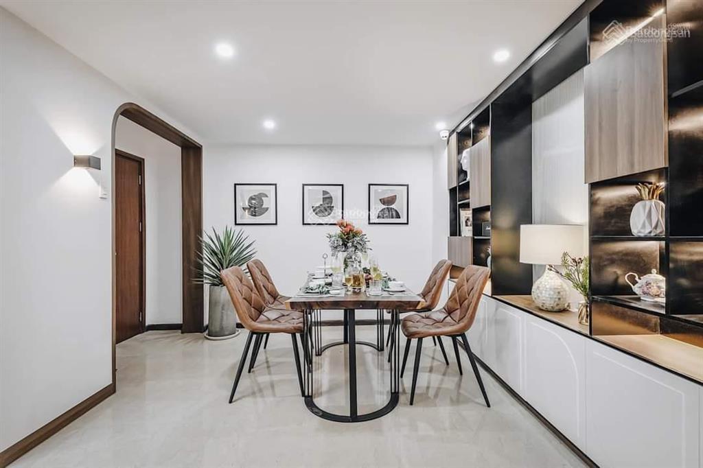 Bán nhanh căn hộ riviera point view sông.dt 99m.bán7.450 tỷ.em cam kết giá thật không ảo
