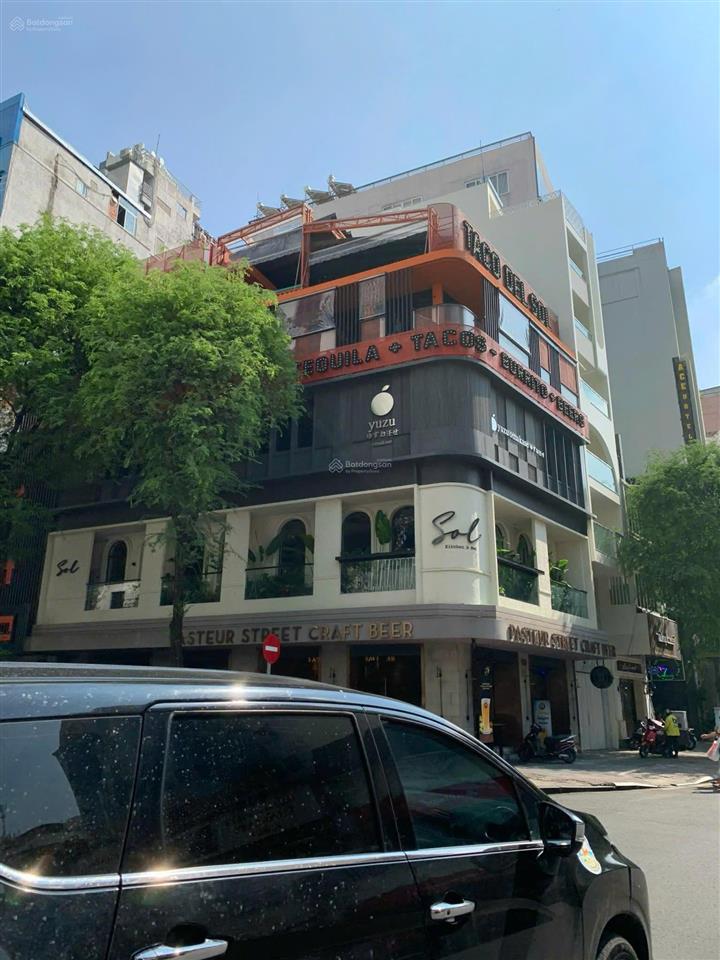 Siêu phẩm căn góc  thương hiệu lớn đang thuê 220tr/th ngay chợ lớn q6  12x20m 6 tầng bán 68 tỷ