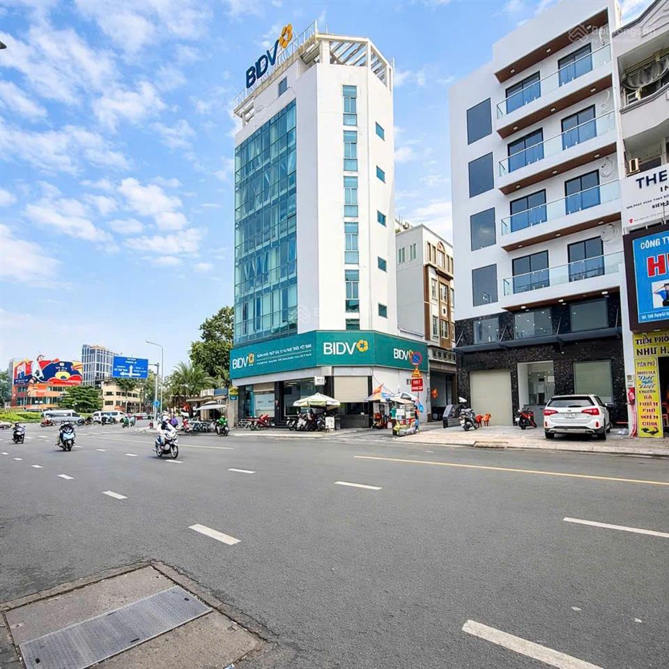 Tòa nhà siêu dòng tiền 4,5 tỷ/năm  ngay điện biên phủ bình thạnh ga metro  hầm 7 tầng (8x25m)