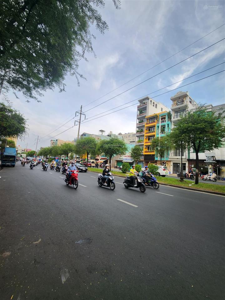 Chỉ 32 tỷ! bán nhà mặt tiền hồng bàng ngay quận 5  ngang 8x20m xây được hầm 6 tầng hđ 100tr/tháng
