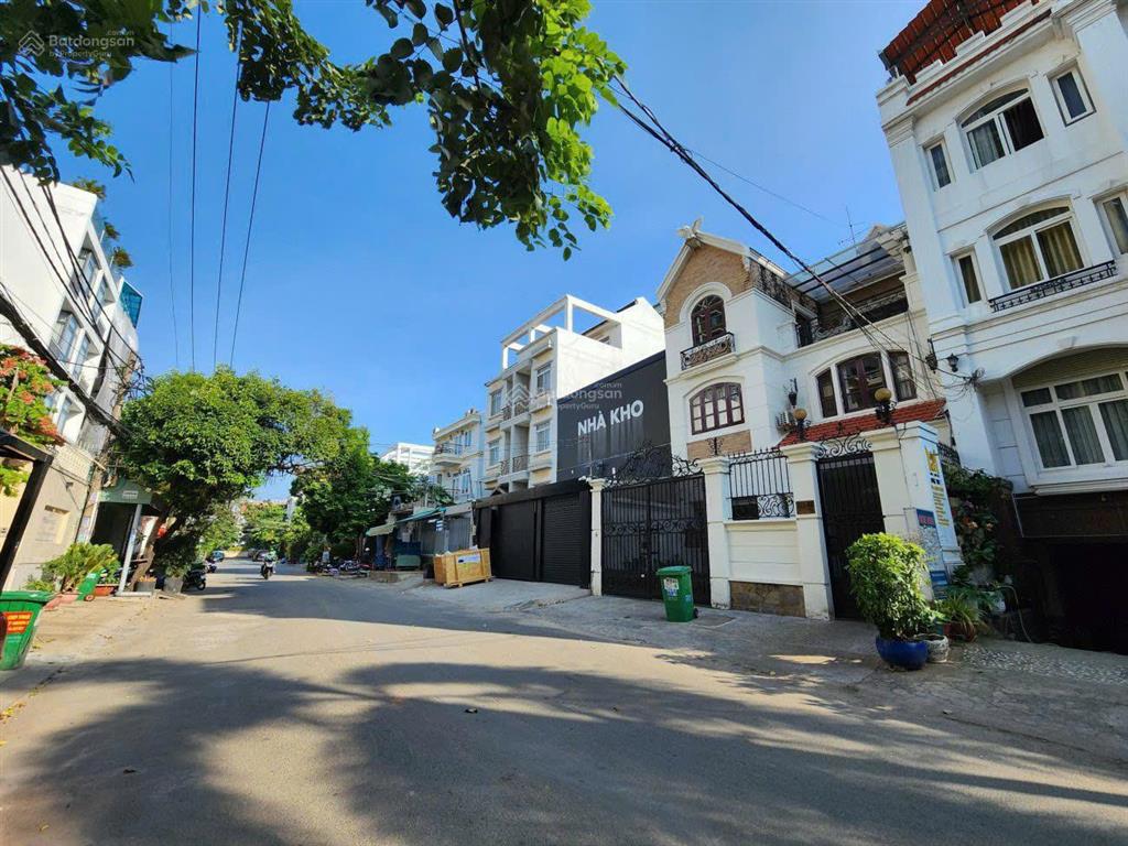 Siêu phẩm biệt thự, căn góc mặt tiền bình lợi, bình thạnh  15x20m 3 tầng giá chỉ 48 tỷ