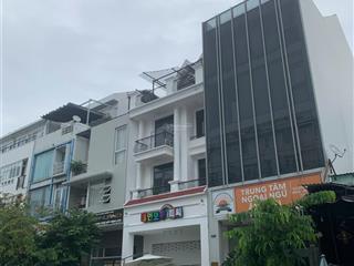 Hiếm! bán tòa nhà ngay mặt tiền nguyễn văn linh quận 7  dt 8x20m hầm 6 lầu hđt 200tr/th giá 38 tỷ