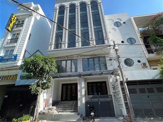 Nối tóc, bán tòa nhà mặt tiền quận 1 ngay điện biên phủ  7x20m, hầm 6 tầng hđ 150 tr/tháng  38 tỷ
