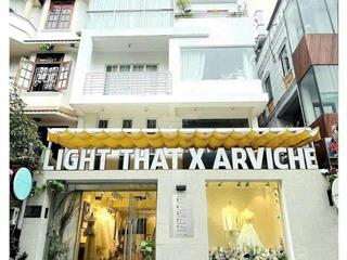 Cho thuê nhà nguyên căn 8x15m ngang khủng mặt tiền khu phan xích long, 4 tầng. kdtd  0911 119 ***