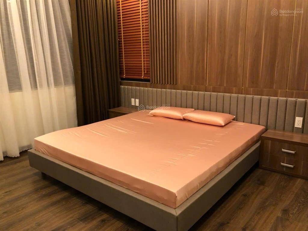 Kẹt tiền bán gấp căn biệt thự song lập lucasta  đường liên phường, giá chỉ 25 tỷ bao hết