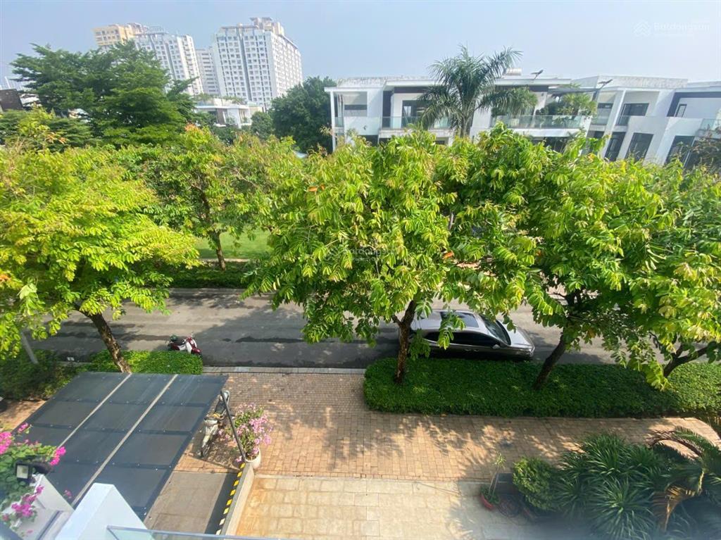 Kẹt tiền bán gấp căn biệt thự song lập lucasta  đường liên phường, giá chỉ 25 tỷ bao hết